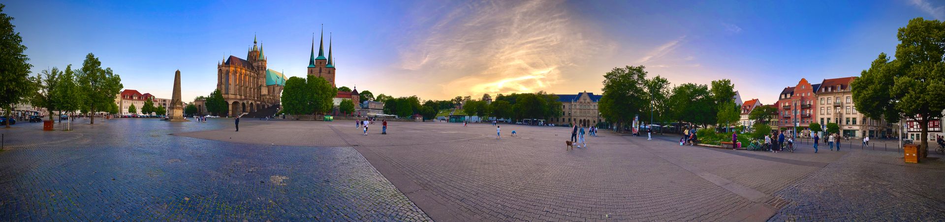 Panoramic view across Erfurt’s Domplatz at sunset, with the cathedral and St Severus Church to the left.